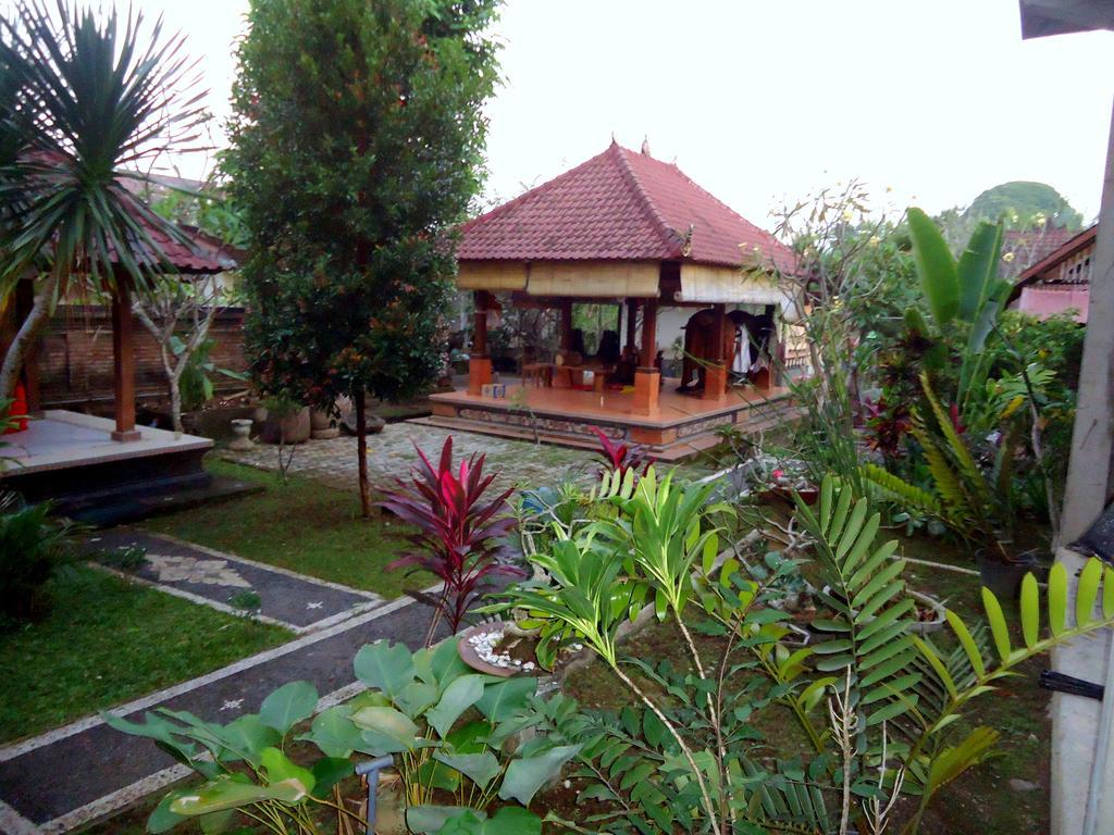 Dewa Put Guest House Ubud Buitenkant foto